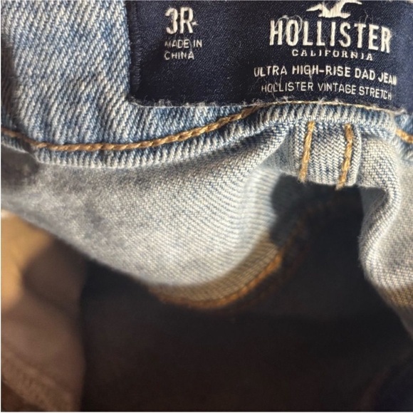 Hollister Light Blue Straight Leg Jeans - Picture 3 of 4
